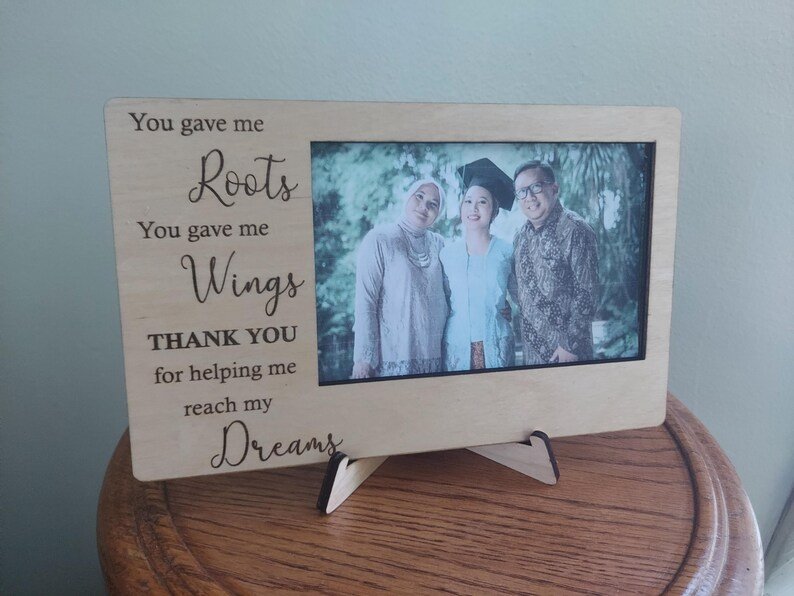 Personalized Thank you graduation picture frame gift for mom, dad, grandmother, grandfather or mentor. Custom laser cut wood photo frame - Image 6