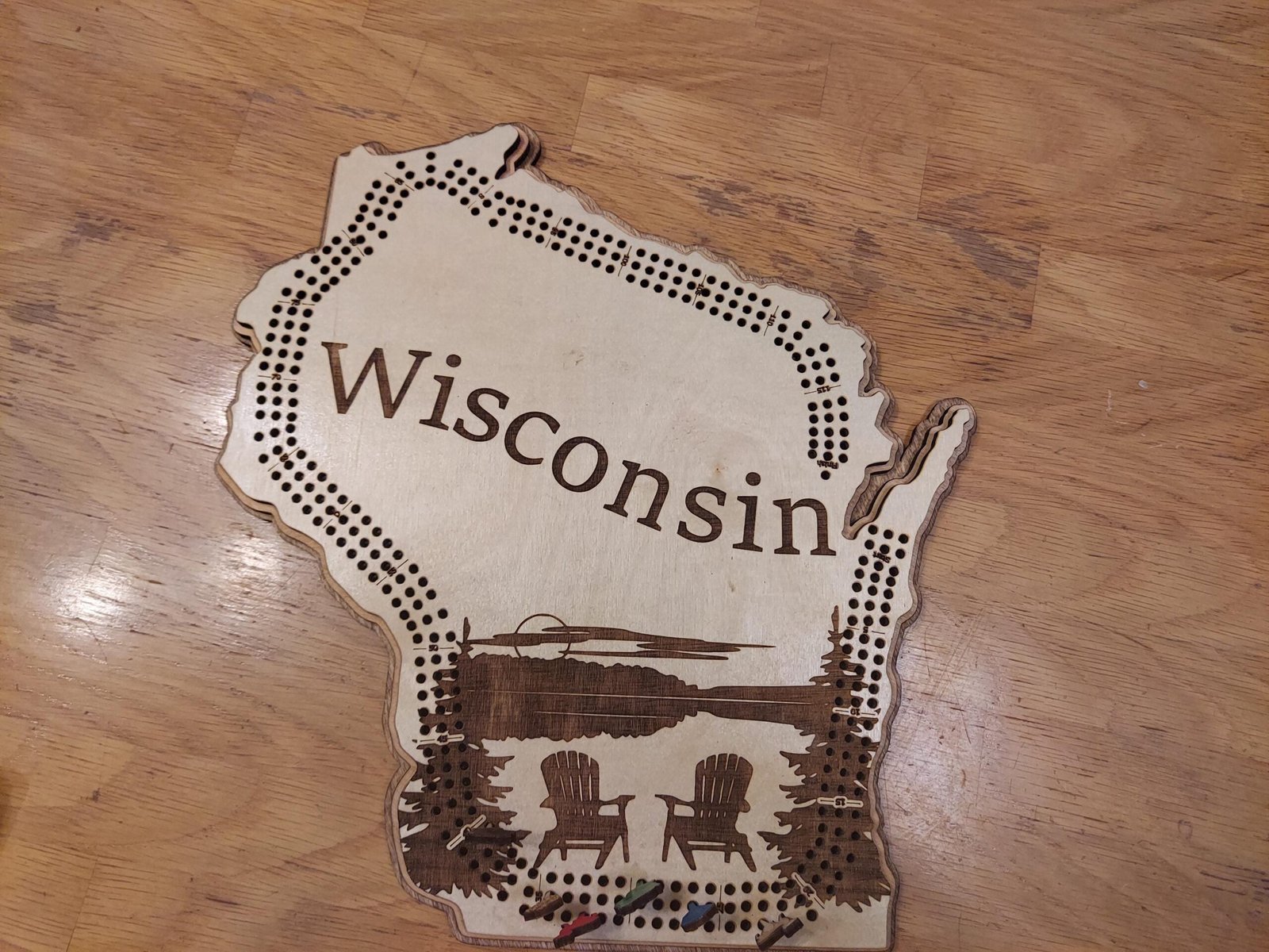 Wisconsin cribbage board, laser cut wood in Wisconsin shape, game board, and wall display and in one. Midwestern family game and gift. - Image 3